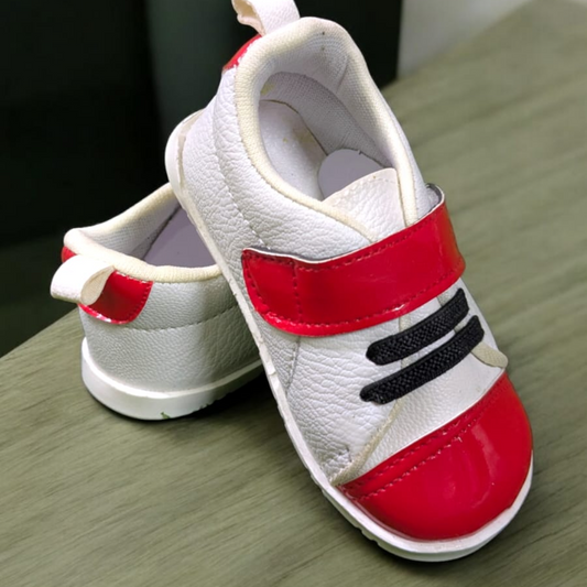 Tiny shoes for Kids (0-18 months)