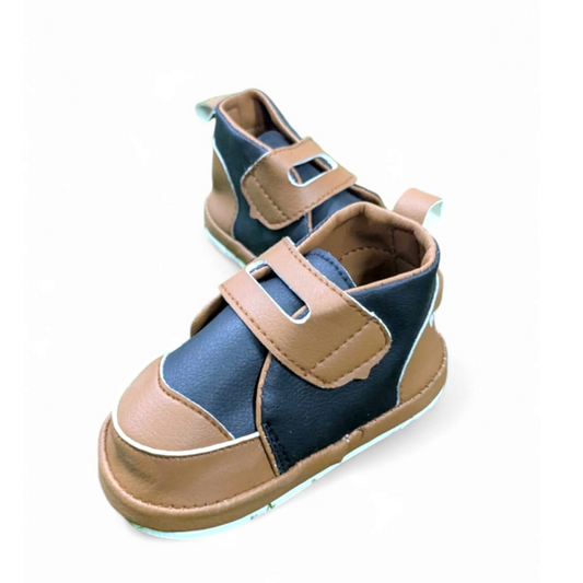Tiny shoes for Kids (0-12 months)