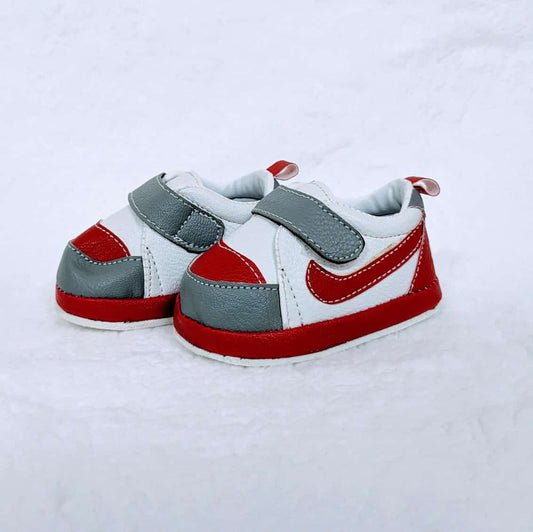 Nike Shaped tiny shoes for Kids (0-12 months)